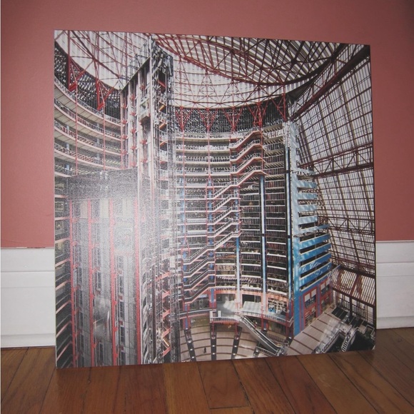 James R. Thompson Center on wood 21.5x21.5 | Helmut Jahn - Picture 4 of 4